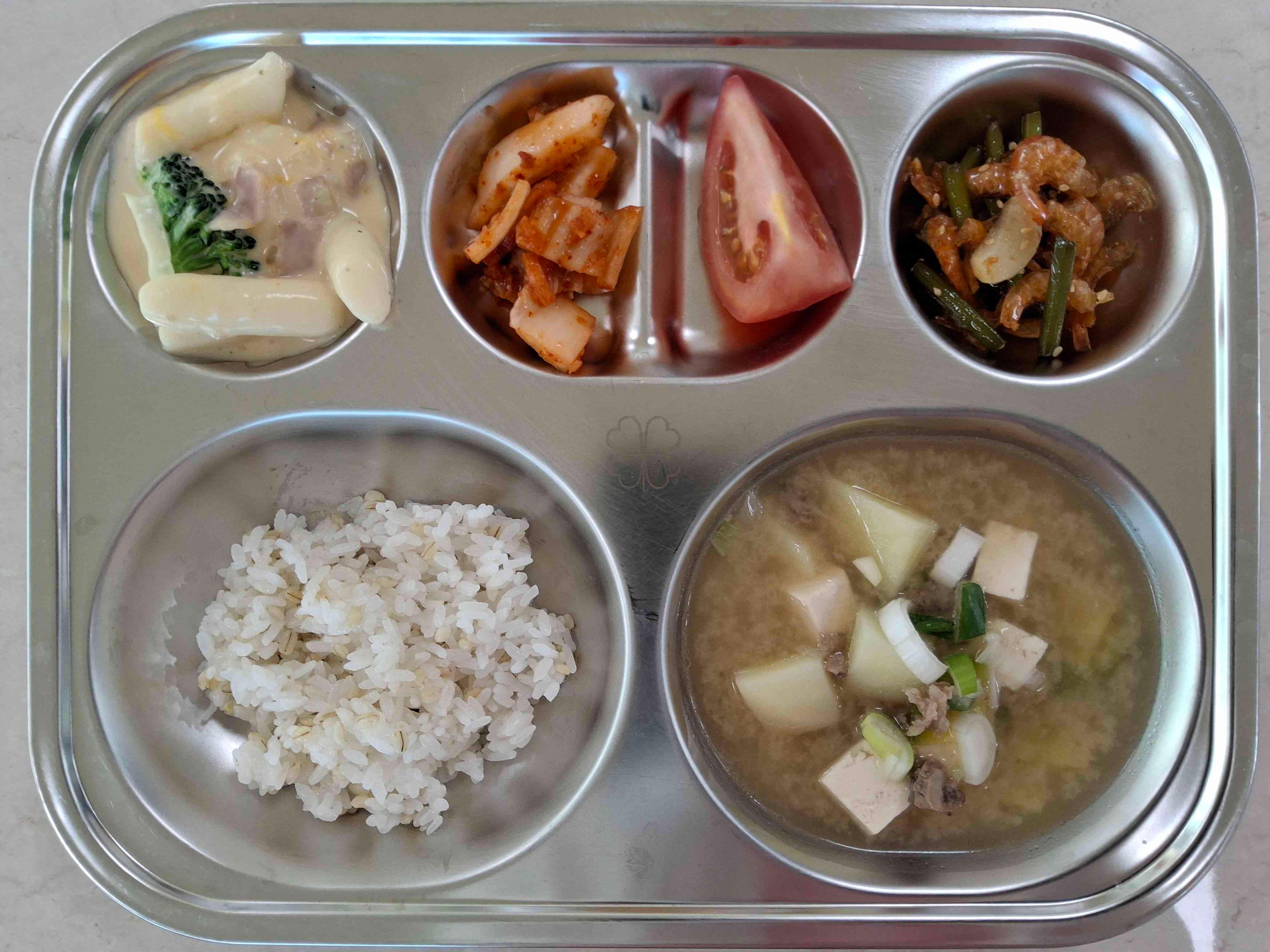 5월 8일(금)